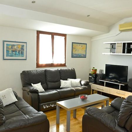 Apartment Juras Опатия Екстериор снимка