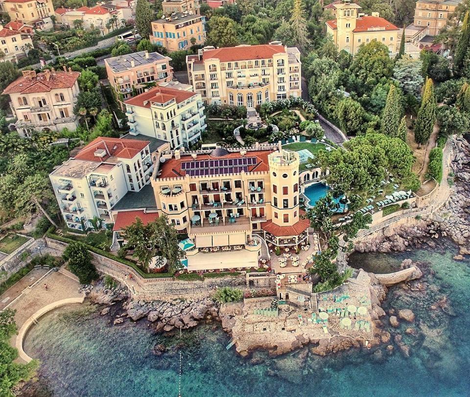 Apartment Juras Опатия Екстериор снимка